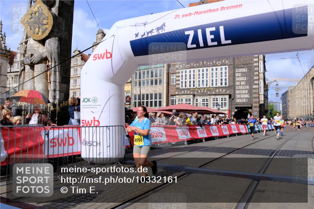 13.09.2026 - 21. swb-Marathon Bremen Tim E. http://msf.ph/oto/10332161 13.09.2026 11:04:44 Ziel 10160, 10182, 10245, 10526, 10613, 10711, 10755, 10877, 11214, 11215, 11248, 11336, 11410, 11720, 11740, 11761, 11991, 12009, 12929 meine-sportfotos.de