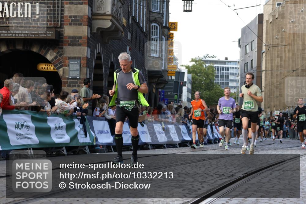 13.09.2026 - 21. swb-Marathon Bremen Strokosch-Dieckow http://msf.ph/oto/10332213 13.09.2026 13:15:52 Ziel 1033, 1445, 3346, 3536, 4212, 4646, 4653, 4663, 5533, 6162, 6515, 6526, 7203, 7291, 7346, 7992, 8086, 8254, 8255, 9029, 9391, 9475, 9777, 145, 1955, 2623, 3134, 3149, 4128, 4823, 5430, 5913, 7307, 7413, 8487, 9278, 13149, 13158 meine-sportfotos.de