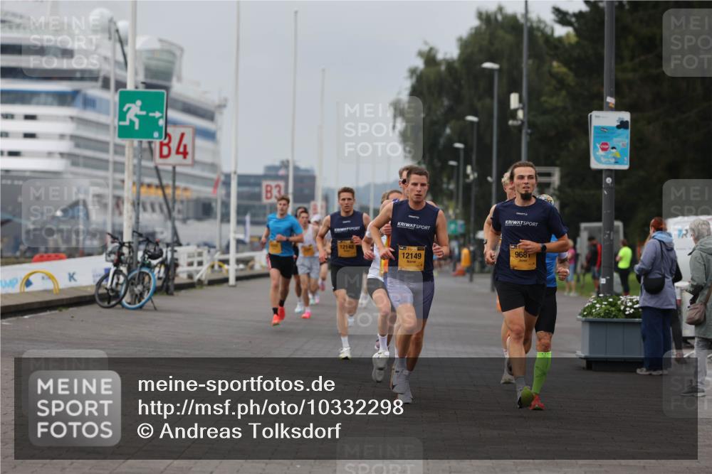 13.09.2026 - Kiel Lauf Andreas Tolksdorf http://msf.ph/oto/10332298 13.09.2026 09:51:23 Kiellinie 3, 4, 83, 12148, 12149, 968 meine-sportfotos.de