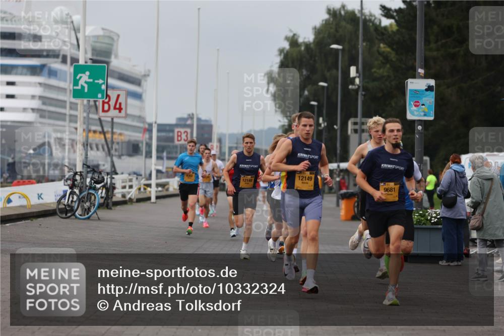 13.09.2026 - Kiel Lauf Andreas Tolksdorf http://msf.ph/oto/10332324 13.09.2026 09:51:24 Kiellinie 4, 333, 9681, 12149, 12148 meine-sportfotos.de