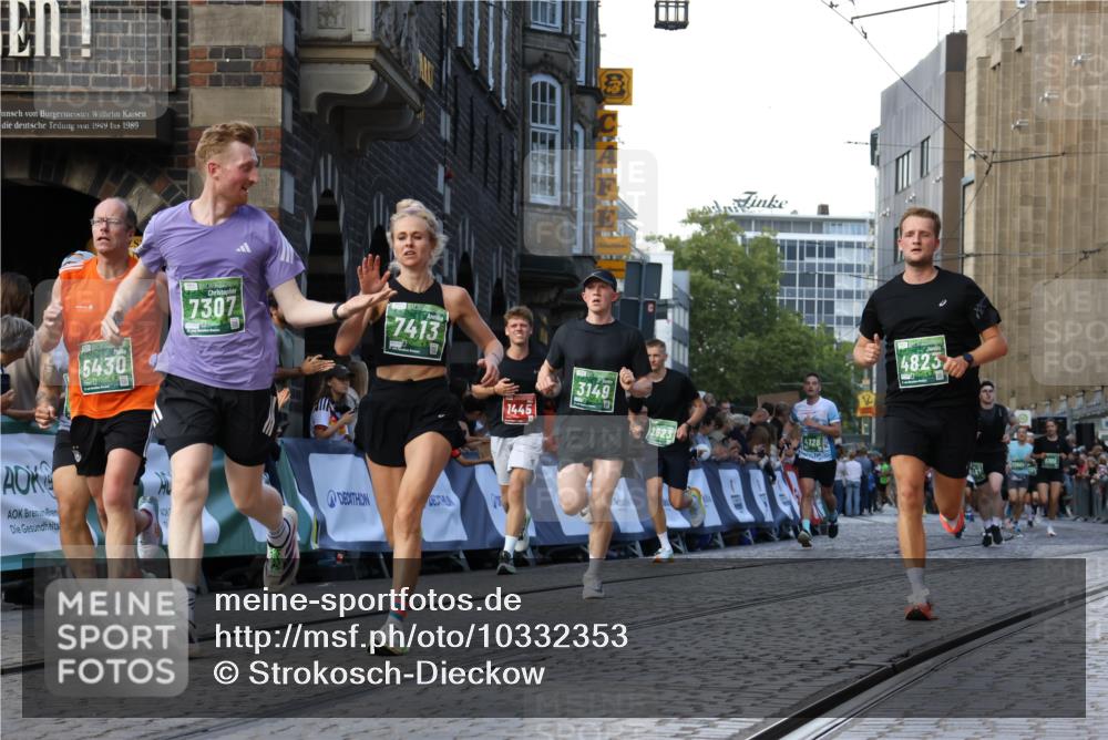 13.09.2026 - 21. swb-Marathon Bremen Strokosch-Dieckow http://msf.ph/oto/10332353 13.09.2026 13:15:56 Ziel 1033, 1445, 3346, 3536, 3836, 3991, 4212, 4573, 4653, 4663, 5533, 5588, 6162, 6515, 6526, 7203, 7291, 7992, 9029, 9391, 9475, 9777, 13249, 145, 481, 663, 1955, 2623, 3134, 3149, 4128, 4823, 5430, 6106, 6744, 7307, 7413, 8487, 9278, 13008, 13158 meine-sportfotos.de
