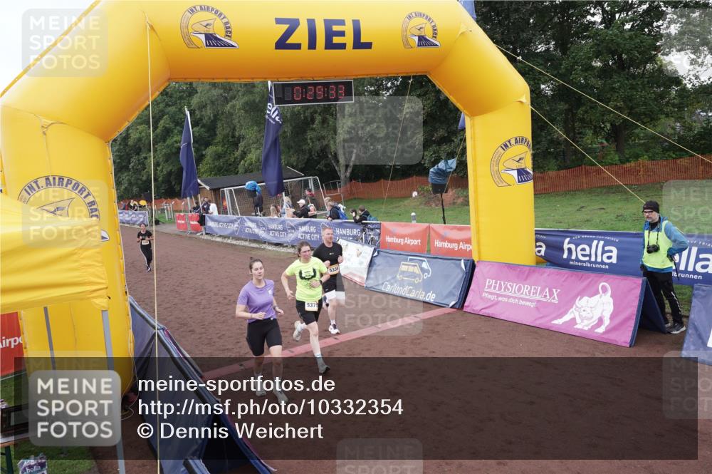 13.09.2026 - Airport Race Dennis Weichert http://msf.ph/oto/10332354 13.09.2026 10:30:07 Ziel 385, 5129, 5159, 5235, 5263, 5274, 5284, 5320, 5338, 5339, 5375 meine-sportfotos.de