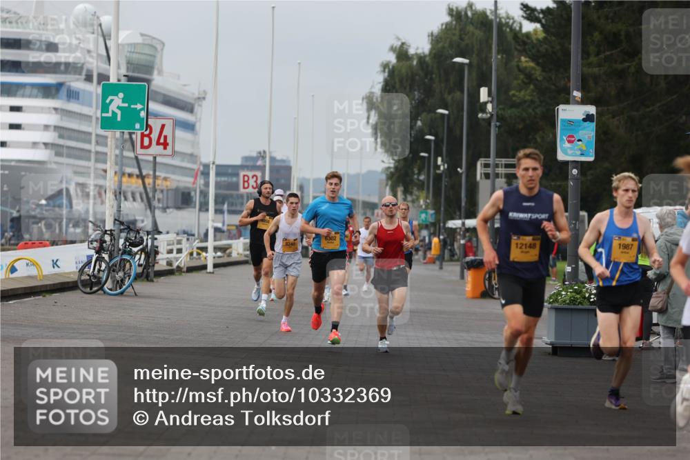 13.09.2026 - Kiel Lauf Andreas Tolksdorf http://msf.ph/oto/10332369 13.09.2026 09:51:26 Kiellinie 4, 3, 4858, 8240, 6302, 12148, 1987 meine-sportfotos.de