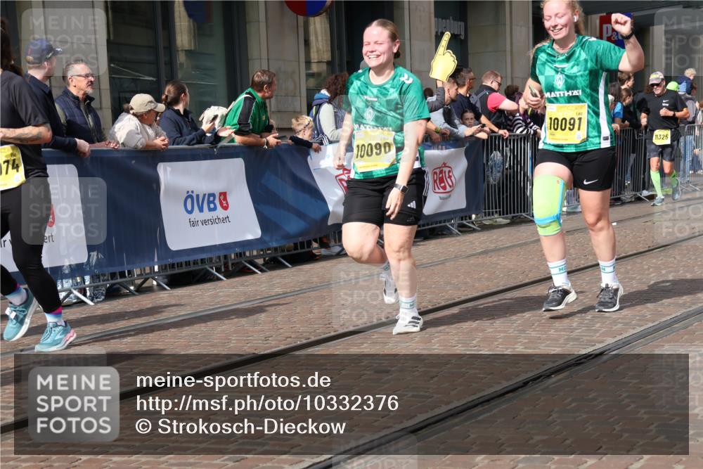 13.09.2026 - 21. swb-Marathon Bremen Strokosch-Dieckow http://msf.ph/oto/10332376 13.09.2026 11:03:33 Ziel 10090, 10091, 10152, 10327, 10357, 10403, 10429, 10569, 10607, 10659, 10720, 10726, 10796, 10912, 10918, 10950, 11149, 11319, 11325, 11451, 11470, 11471, 11511, 11595, 11618, 11868, 11967, 12074, 12140, 12260, 12392, 12433, 12504, 10092, 10150, 10187, 10237, 10309, 10420, 10724, 10902, 10904, 11211, 11411, 11598, 11655, 11746, 11773, 11830, 12068, 12184, 12185, 12611 meine-sportfotos.de