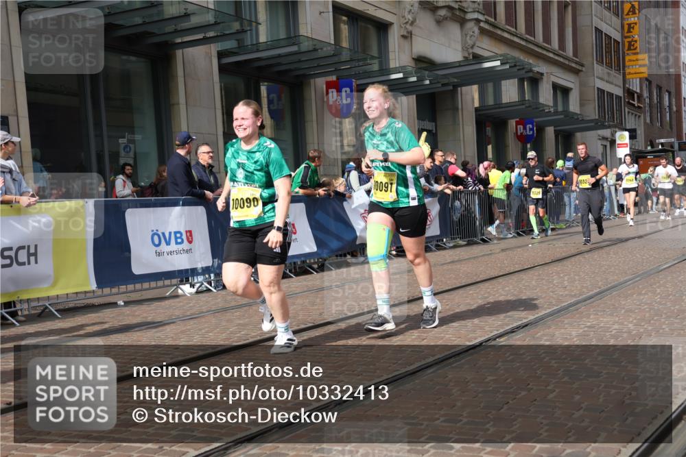 13.09.2026 - 21. swb-Marathon Bremen Strokosch-Dieckow http://msf.ph/oto/10332413 13.09.2026 11:03:33 Ziel 10090, 10091, 10152, 10327, 10357, 10403, 10429, 10569, 10607, 10659, 10720, 10726, 10796, 10912, 10918, 10950, 11149, 11319, 11325, 11451, 11470, 11471, 11511, 11595, 11618, 11868, 11967, 12074, 12140, 12260, 12392, 12433, 12504, 10092, 10150, 10187, 10237, 10309, 10420, 10724, 10902, 10904, 11211, 11411, 11598, 11655, 11746, 11773, 11830, 12068, 12184, 12185, 12611 meine-sportfotos.de