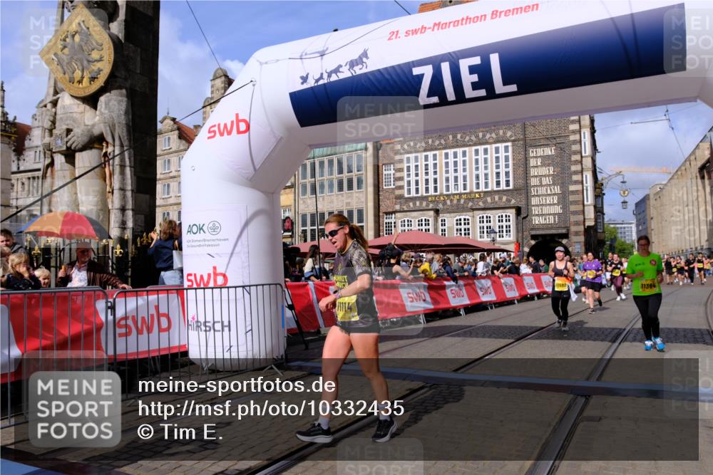13.09.2026 - 21. swb-Marathon Bremen Tim E. http://msf.ph/oto/10332435 13.09.2026 11:04:54 Ziel 10160, 10283, 10481, 10711, 10755, 10877, 11114, 11364, 11366, 11592, 11705, 11761, 11991 meine-sportfotos.de