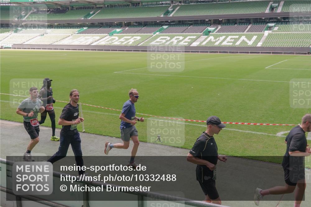 13.09.2026 - 21. swb-Marathon Bremen Michael Burmester http://msf.ph/oto/10332488 13.09.2026 13:04:31 Laufen im Stadion 178, 209, 210, 323, 488, 534, 536, 565, 596, 647, 725, 762, 881, 940, 1014, 1073, 1239, 1307, 1343, 1373, 1456, 1458, 1479, 1627, 1649, 1653, 1656, 1687, 1771, 1780, 1914, 1932, 1941, 2023, 2089, 2126, 2223, 2369, 2430, 2434, 2452, 2602, 2625, 2723, 2742, 2764, 2851, 2867, 2872, 2891, 2910, 2919, 2934, 2957, 2959, 2977, 2985, 3028, 3030, 3135, 3217, 3320, 3343, 3360, 3402, 3419, 3425, 3454, 3460, 3510, 3521, 3579, 3597, 3618, 3796, 3846, 3859, 3909, 242 meine-sportfotos.de