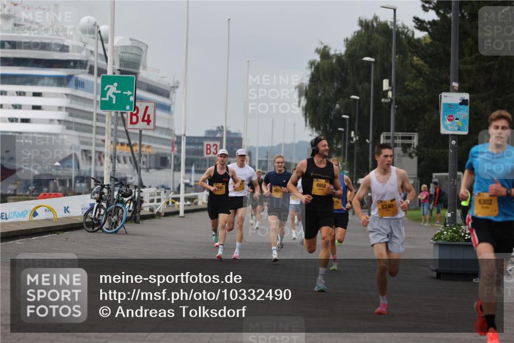13.09.2026 - Kiel Lauf Andreas Tolksdorf http://msf.ph/oto/10332490 13.09.2026 09:51:31 Kiellinie 4, 3, 4621, 4645, 4858, 678, 8240, 6302 meine-sportfotos.de