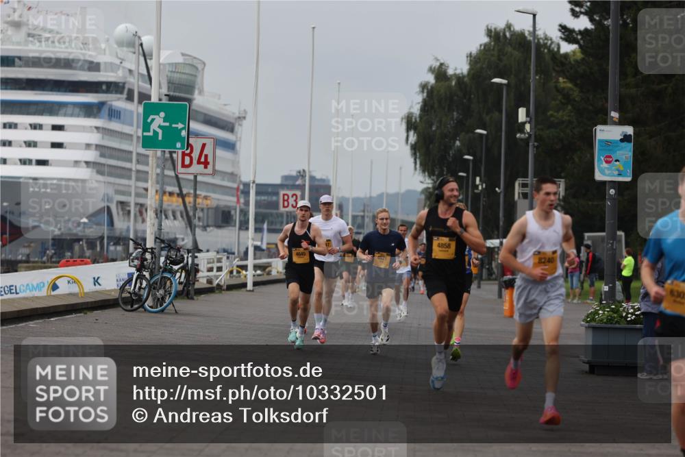 13.09.2026 - Kiel Lauf Andreas Tolksdorf http://msf.ph/oto/10332501 13.09.2026 09:51:31 Kiellinie 3, 4, 3, 4645, 4621, 4858, 8240, 630 meine-sportfotos.de