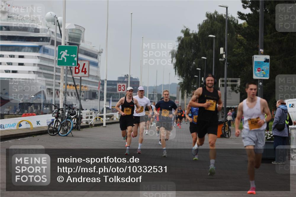 13.09.2026 - Kiel Lauf Andreas Tolksdorf http://msf.ph/oto/10332531 13.09.2026 09:51:31 Kiellinie 4, 3, 4645, 4621 meine-sportfotos.de