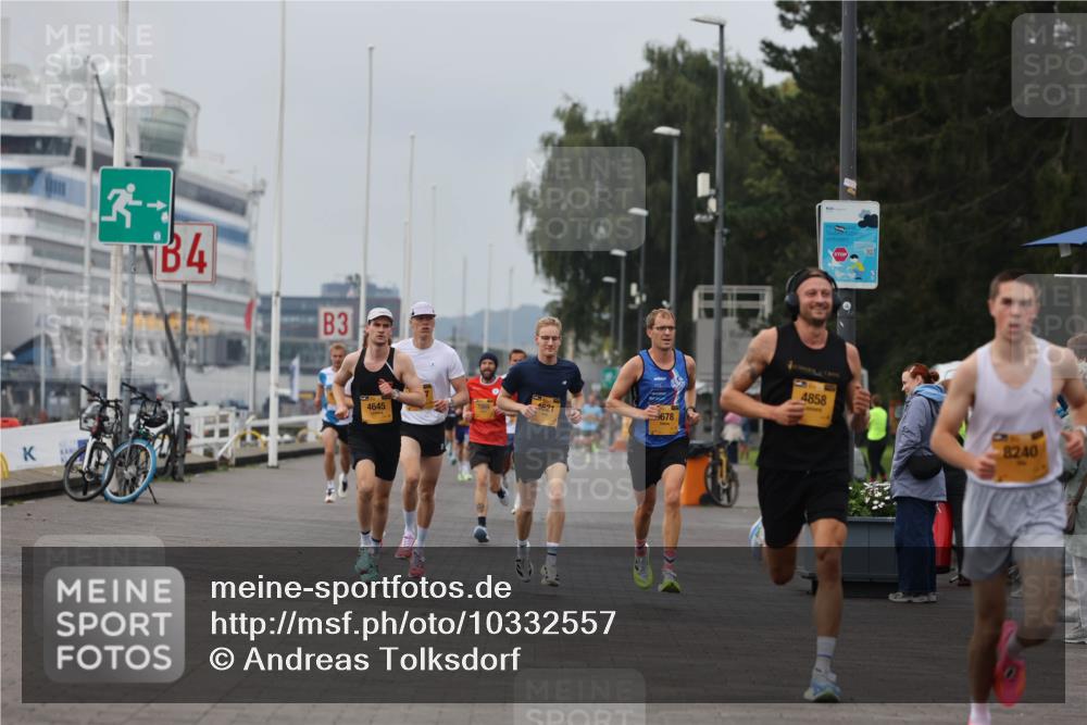 13.09.2026 - Kiel Lauf Andreas Tolksdorf http://msf.ph/oto/10332557 13.09.2026 09:51:32 Kiellinie 4, 3, 4645, 678, 4858, 8240 meine-sportfotos.de