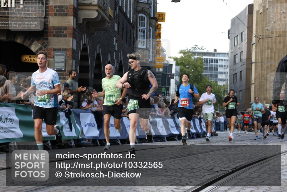 13.09.2026 - 21. swb-Marathon Bremen Strokosch-Dieckow http://msf.ph/oto/10332565 13.09.2026 13:16:02 Ziel 982, 1033, 1445, 2733, 3119, 3346, 3422, 3536, 3689, 3836, 3991, 4212, 4573, 4653, 5533, 5588, 6162, 6481, 6515, 7203, 7992, 9029, 9122, 9391, 9475, 9777, 13249, 481, 663, 740, 1605, 3134, 4128, 6106, 6721, 6744, 8398, 8487, 9031, 9115, 13008, 13158 meine-sportfotos.de