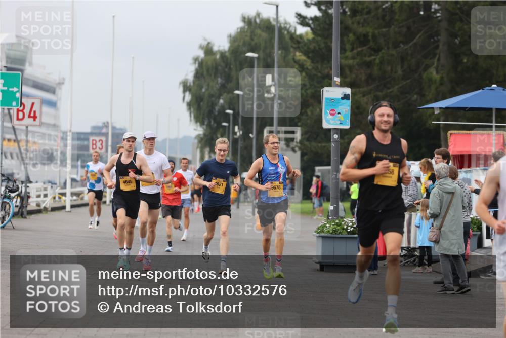 13.09.2026 - Kiel Lauf Andreas Tolksdorf http://msf.ph/oto/10332576 13.09.2026 09:51:33 Kiellinie 4, 383, 3, 4621, 9678, 4645, 58 meine-sportfotos.de