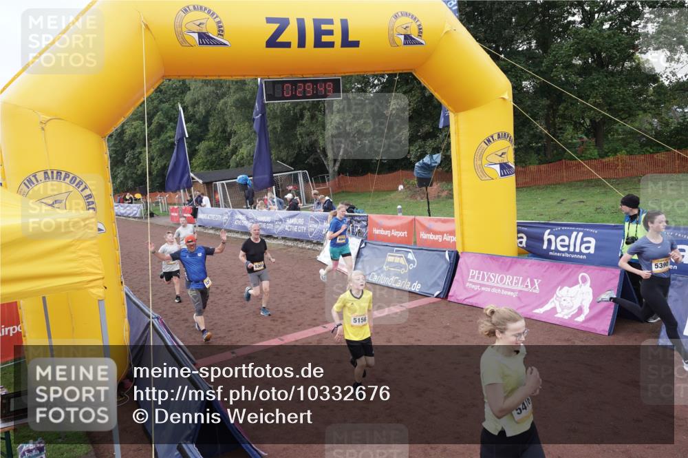 13.09.2026 - Airport Race Dennis Weichert http://msf.ph/oto/10332676 13.09.2026 10:30:22 Ziel 4064, 4097, 4100, 4130, 5067, 5156, 5266, 5267, 5296, 5307, 5390, 5406, 5416, 5419, 5471 meine-sportfotos.de