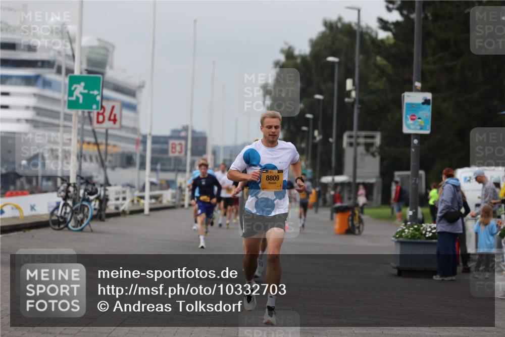 13.09.2026 - Kiel Lauf Andreas Tolksdorf http://msf.ph/oto/10332703 13.09.2026 09:51:42 Kiellinie 84, 83, 8809 meine-sportfotos.de