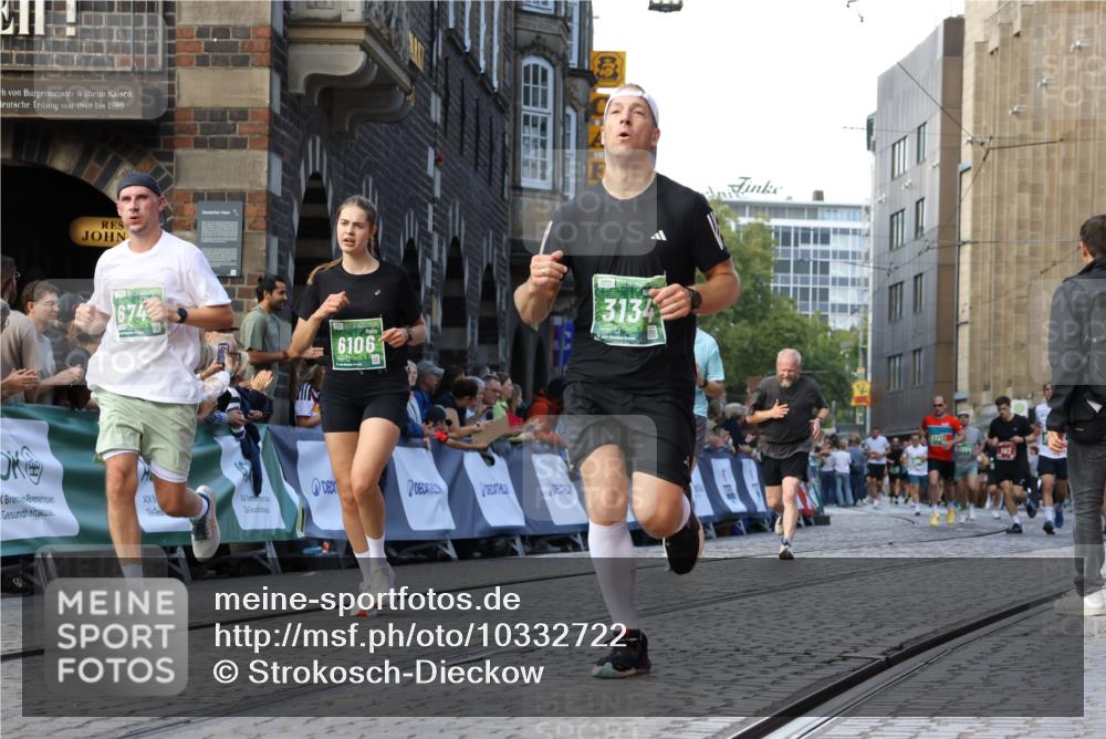 13.09.2026 - 21. swb-Marathon Bremen Strokosch-Dieckow http://msf.ph/oto/10332722 13.09.2026 13:16:07 Ziel 982, 1033, 2733, 3119, 3422, 3536, 3689, 3836, 3991, 4573, 5474, 5533, 5588, 5913, 6481, 6515, 9122, 9475, 13149, 13249, 481, 663, 740, 755, 792, 1605, 5554, 5963, 6106, 6721, 6744, 8398, 9031, 9115, 13008 meine-sportfotos.de