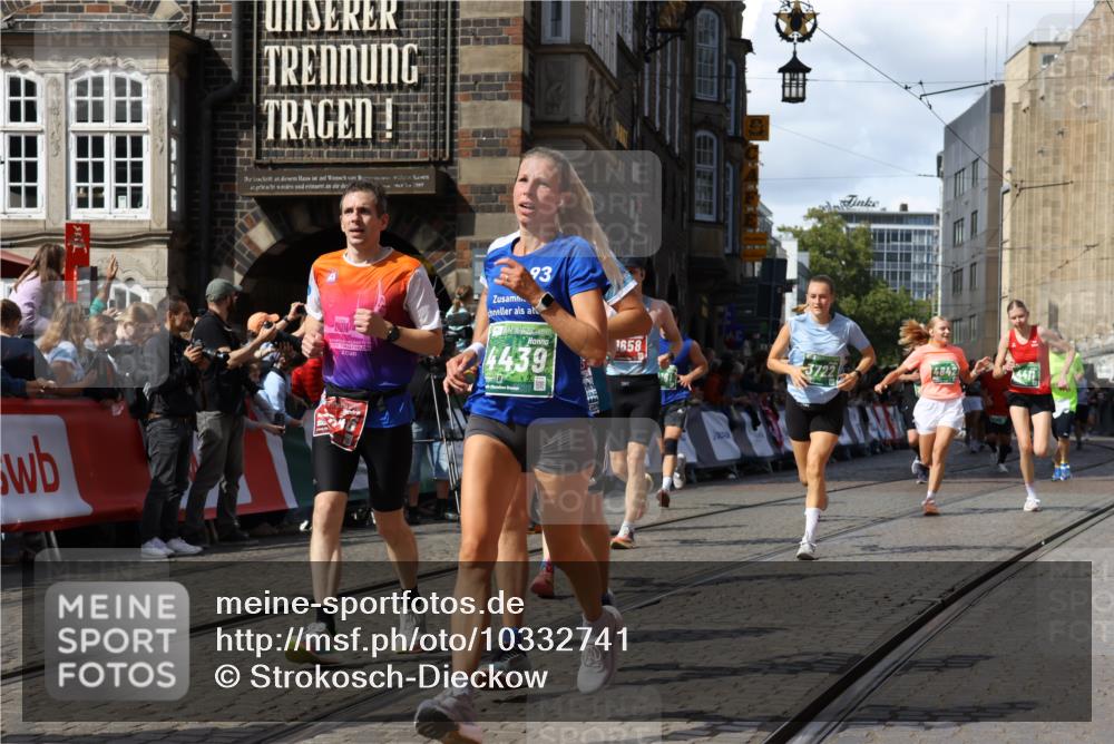 13.09.2026 - 21. swb-Marathon Bremen Strokosch-Dieckow http://msf.ph/oto/10332741 13.09.2026 13:25:45 Ziel 209, 260, 1119, 1650, 1658, 2046, 3168, 3187, 4294, 5755, 5814, 6113, 6380, 7252, 7306, 8357, 8545, 8695, 8769, 9036, 9299, 9460, 9468, 9506, 9563, 13025, 1163, 1647, 2033, 2062, 2708, 2987, 3248, 3722, 4067, 4161, 4411, 4476, 4842, 5013, 5558, 5622, 5701, 6135, 6605, 7638, 7780, 8271, 8361, 8592 meine-sportfotos.de