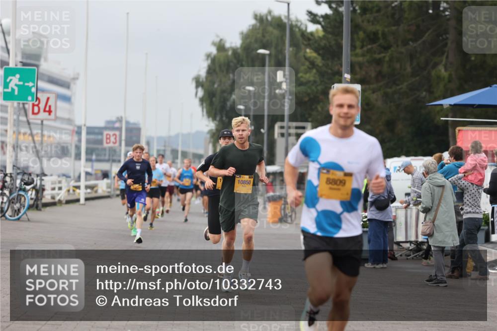 13.09.2026 - Kiel Lauf Andreas Tolksdorf http://msf.ph/oto/10332743 13.09.2026 09:51:44 Kiellinie 4, 3, 10850, 8809 meine-sportfotos.de