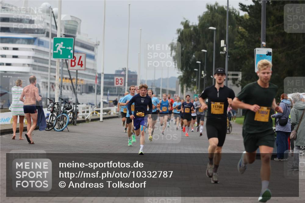 13.09.2026 - Kiel Lauf Andreas Tolksdorf http://msf.ph/oto/10332787 13.09.2026 09:51:45 Kiellinie 4, 3, 11798, 10850 meine-sportfotos.de