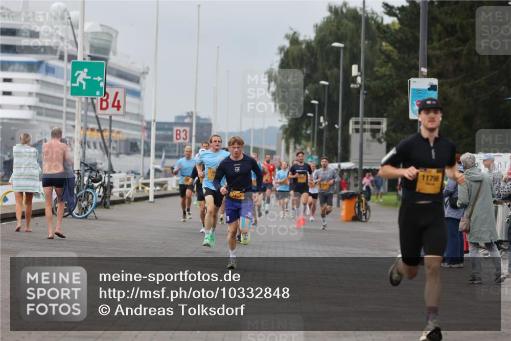 13.09.2026 - Kiel Lauf Andreas Tolksdorf http://msf.ph/oto/10332848 13.09.2026 09:51:46 Kiellinie 4, 3, 719, 457, 11798 meine-sportfotos.de