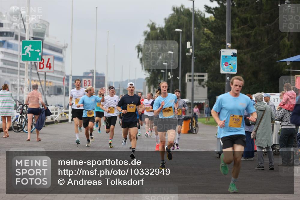 13.09.2026 - Kiel Lauf Andreas Tolksdorf http://msf.ph/oto/10332949 13.09.2026 09:51:51 Kiellinie 4, 3, 937, 9298, 6958, 7195 meine-sportfotos.de