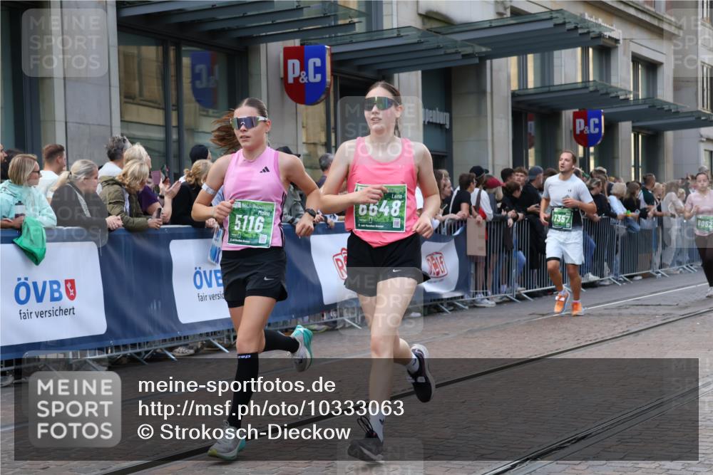 13.09.2026 - 21. swb-Marathon Bremen Strokosch-Dieckow http://msf.ph/oto/10333063 13.09.2026 13:23:32 Ziel 342, 2210, 2288, 2485, 2517, 2560, 3044, 3642, 4601, 4671, 5011, 5104, 5116, 5146, 5231, 5397, 5908, 6157, 6332, 6648, 6772, 7094, 7105, 7216, 7357, 7475, 7761, 8051, 8052, 8095, 8290, 10059, 10115, 13007, 13197, 135, 672, 2306, 2371, 2409, 2427, 2490, 2627, 2899, 3078, 3138, 3173, 3531, 3856, 3861, 3939, 5820, 5821, 6843, 6848, 6923, 8045, 8560, 8863, 9088, 9196, 9436, 9827, 10127 meine-sportfotos.de
