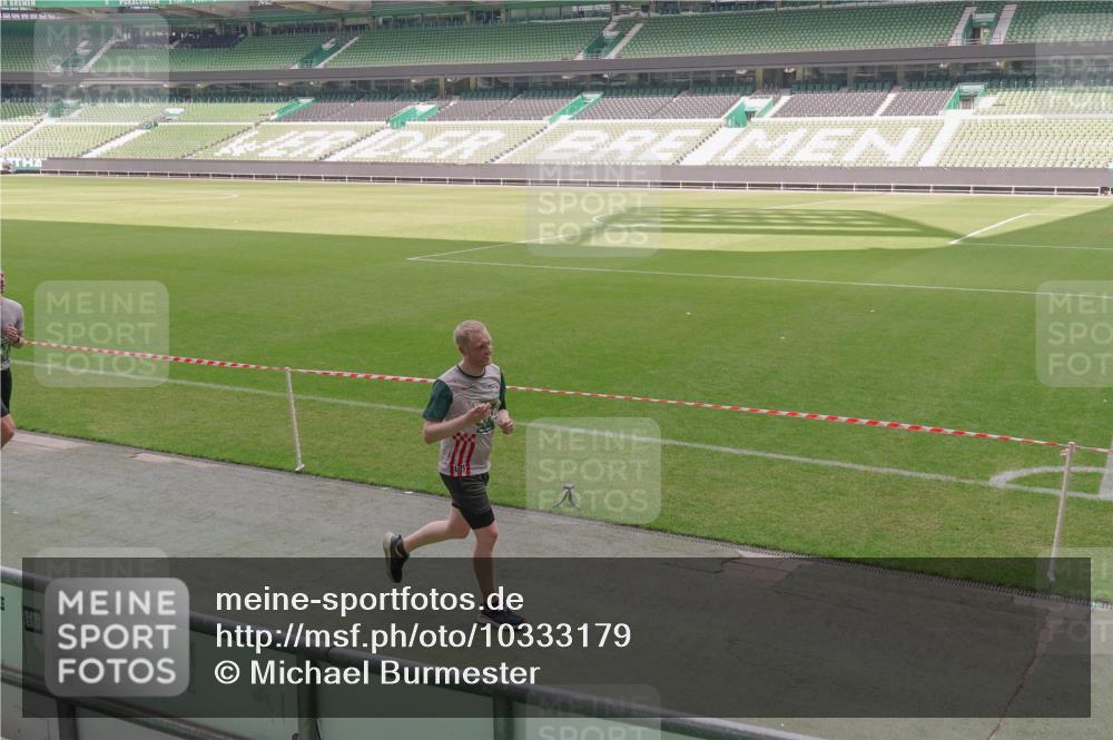 13.09.2026 - 21. swb-Marathon Bremen Michael Burmester http://msf.ph/oto/10333179 13.09.2026 13:05:32 Laufen im Stadion 109, 178, 217, 244, 287, 323, 394, 430, 454, 534, 536, 565, 578, 613, 647, 784, 891, 900, 1073, 1239, 1243, 1274, 1307, 1308, 1373, 1380, 1456, 1533, 1581, 1627, 1656, 1687, 1780, 1914, 1932, 1941, 2023, 2076, 2089, 2126, 2241, 2244, 2265, 2301, 2310, 2355, 2369, 2393, 2430, 2452, 2464, 2602, 2723, 2742, 2764, 2867, 2872, 2910, 2919, 2957, 2959, 2985, 3028, 3030, 3115, 3217, 3278, 3320, 3343, 3419, 3425, 3444, 3485, 3521, 3796, 3909 meine-sportfotos.de