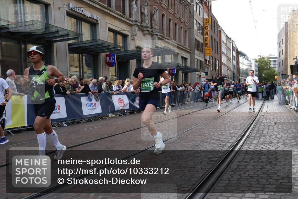 13.09.2026 - 21. swb-Marathon Bremen Strokosch-Dieckow http://msf.ph/oto/10333212 13.09.2026 13:23:39 Ziel 102, 342, 1199, 2210, 2288, 2370, 2517, 2967, 3044, 3372, 4601, 4671, 5011, 5104, 5116, 5146, 5231, 5257, 5397, 5623, 6332, 6648, 6772, 7094, 7105, 7216, 7357, 7475, 7761, 8051, 8052, 8179, 8290, 10059, 10115, 13007, 13197, 13219, 135, 672, 2371, 2409, 2485, 2490, 2560, 2627, 2899, 3078, 3138, 3173, 3531, 3642, 3856, 3861, 3939, 5820, 5821, 5908, 6157, 6843, 6848, 6923, 8095, 8290, 8560, 8863, 9088, 9196, 9436 meine-sportfotos.de