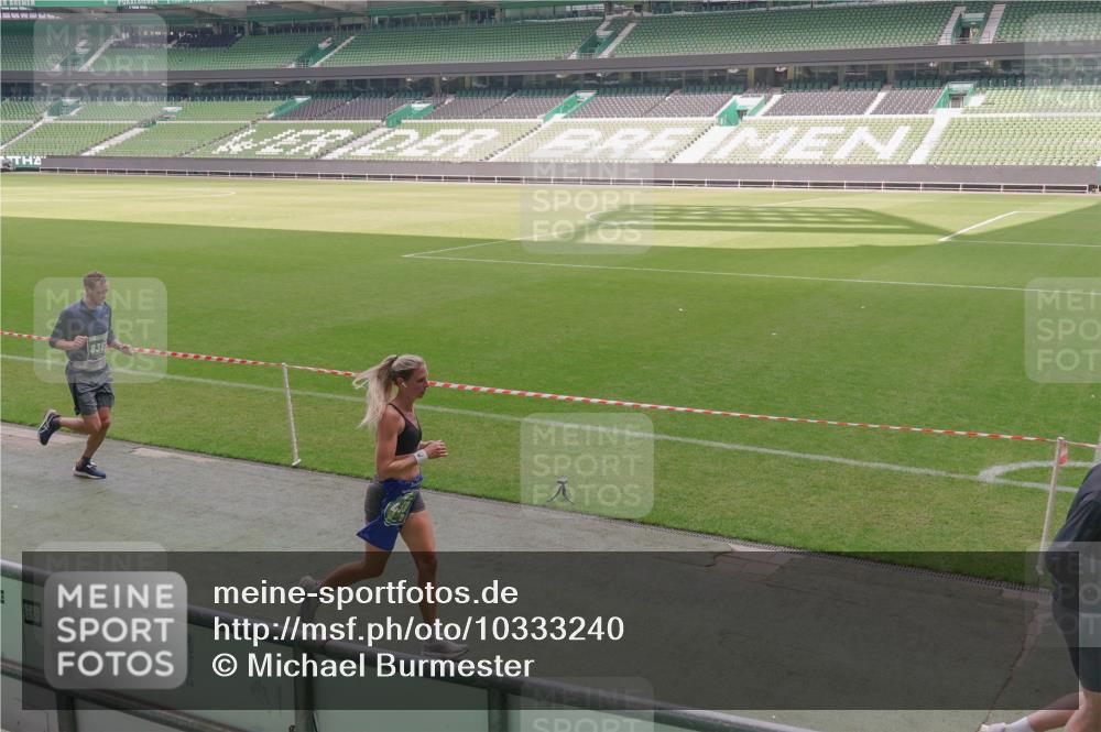 13.09.2026 - 21. swb-Marathon Bremen Michael Burmester http://msf.ph/oto/10333240 13.09.2026 13:05:40 Laufen im Stadion 109, 178, 217, 244, 287, 303, 323, 394, 430, 454, 536, 565, 578, 613, 647, 784, 891, 900, 1073, 1239, 1243, 1274, 1307, 1308, 1365, 1373, 1380, 1456, 1533, 1574, 1581, 1627, 1656, 1687, 1780, 1823, 1909, 1914, 1932, 1941, 2023, 2076, 2089, 2126, 2241, 2244, 2265, 2301, 2310, 2355, 2356, 2369, 2393, 2430, 2452, 2464, 2602, 2723, 2742, 2764, 2867, 2872, 2910, 2919, 2957, 2959, 2985, 3028, 3030, 3115, 3217, 3278, 3320, 3343, 3419, 3444, 3485, 3521, 3796, 3909 meine-sportfotos.de