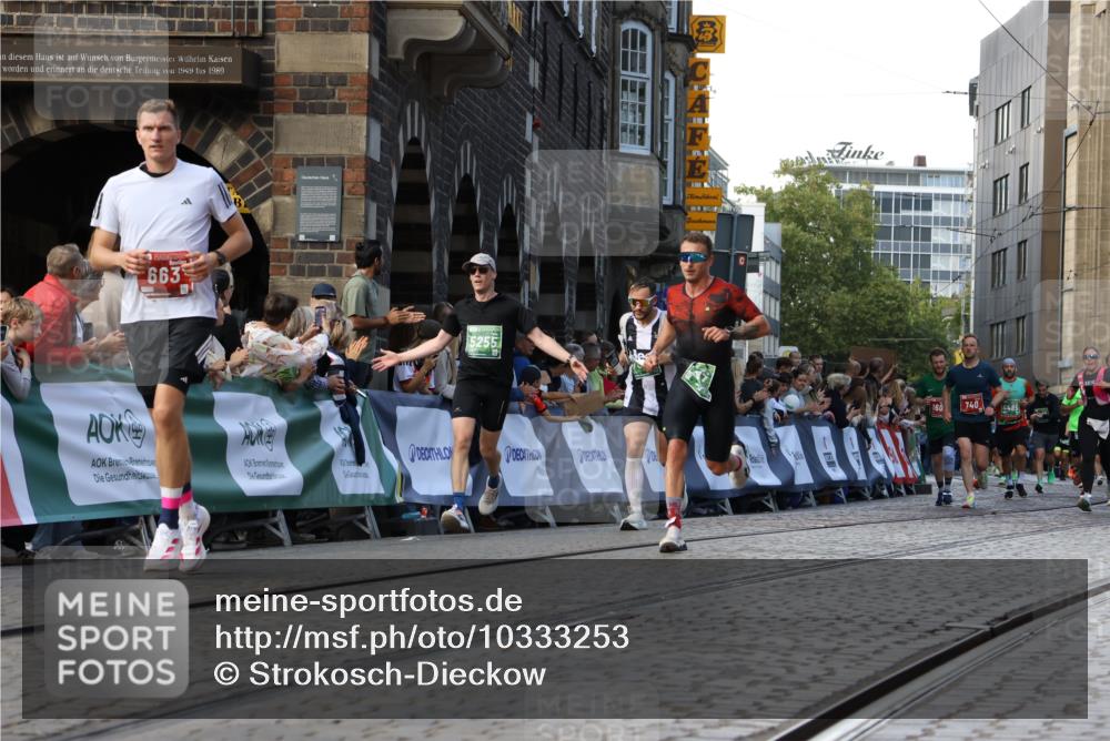 13.09.2026 - 21. swb-Marathon Bremen Strokosch-Dieckow http://msf.ph/oto/10333253 13.09.2026 13:16:32 Ziel 481, 663, 740, 755, 792, 1605, 2623, 3134, 4128, 5554, 6106, 6721, 6744, 8398, 8487, 9031, 9115, 13008, 13158, 472, 675, 696, 734, 816, 827, 985, 2473, 2474, 2809, 3716, 4135, 4485, 5255, 5772, 6367, 6531, 6535, 7875 meine-sportfotos.de