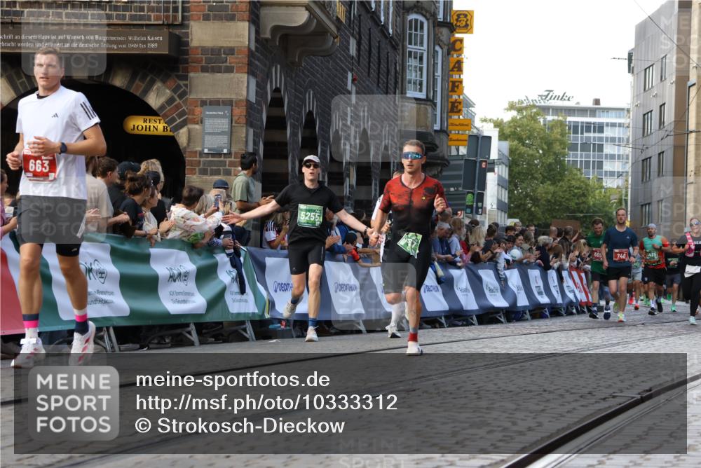 13.09.2026 - 21. swb-Marathon Bremen Strokosch-Dieckow http://msf.ph/oto/10333312 13.09.2026 13:16:32 Ziel 481, 663, 740, 755, 792, 1605, 2623, 3134, 4128, 5554, 6106, 6721, 6744, 8398, 8487, 9031, 9115, 13008, 13158, 472, 675, 696, 734, 816, 827, 985, 2473, 2474, 2809, 3716, 4135, 4485, 5255, 5772, 6367, 6531, 6535, 7875 meine-sportfotos.de