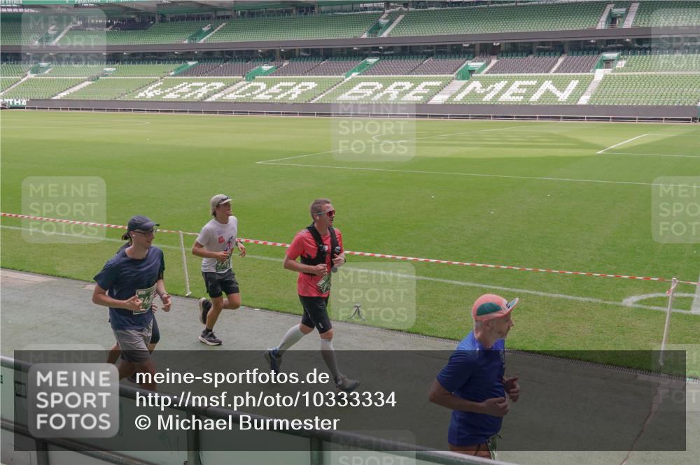 13.09.2026 - 21. swb-Marathon Bremen Michael Burmester http://msf.ph/oto/10333334 13.09.2026 13:05:51 Laufen im Stadion 109, 178, 217, 244, 287, 303, 323, 394, 430, 454, 536, 565, 578, 613, 647, 784, 891, 900, 1073, 1205, 1239, 1243, 1274, 1307, 1308, 1365, 1373, 1380, 1437, 1456, 1533, 1574, 1581, 1627, 1656, 1687, 1780, 1823, 1848, 1909, 1914, 1932, 1941, 2023, 2076, 2089, 2126, 2241, 2244, 2265, 2275, 2301, 2310, 2355, 2356, 2393, 2430, 2452, 2464, 2602, 2723, 2742, 2764, 2867, 2872, 2902, 2910, 2919, 2957, 2959, 2985, 3030, 3115, 3217, 3278, 3320, 3343, 3419, 3444, 3485, 3909 meine-sportfotos.de