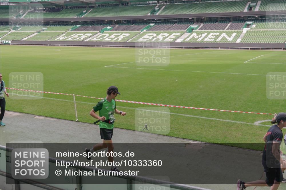 13.09.2026 - 21. swb-Marathon Bremen Michael Burmester http://msf.ph/oto/10333360 13.09.2026 13:05:53 Laufen im Stadion 109, 178, 217, 244, 287, 303, 323, 372, 394, 430, 454, 536, 565, 578, 613, 647, 784, 891, 900, 1073, 1083, 1205, 1239, 1243, 1274, 1307, 1308, 1365, 1373, 1380, 1437, 1456, 1533, 1574, 1581, 1627, 1656, 1687, 1780, 1823, 1848, 1909, 1914, 1932, 1941, 2023, 2076, 2089, 2126, 2241, 2244, 2265, 2275, 2301, 2310, 2355, 2356, 2393, 2430, 2452, 2464, 2602, 2723, 2742, 2764, 2867, 2902, 2910, 2919, 2957, 2959, 2985, 3030, 3115, 3217, 3278, 3320, 3343, 3419, 3444, 3485 meine-sportfotos.de