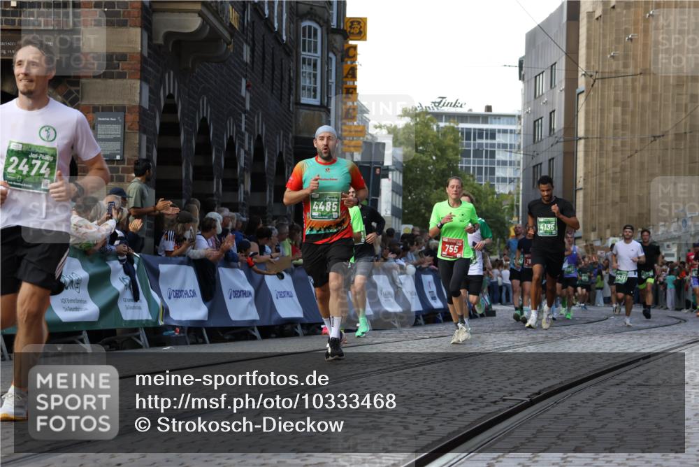 13.09.2026 - 21. swb-Marathon Bremen Strokosch-Dieckow http://msf.ph/oto/10333468 13.09.2026 13:16:40 Ziel 481, 663, 740, 755, 792, 1076, 1162, 1605, 2604, 5554, 5963, 6106, 6721, 6744, 7053, 7603, 7801, 8171, 8288, 8398, 9031, 9115, 13008, 385, 472, 675, 696, 734, 827, 1970, 2319, 2473, 2809, 3716, 3961, 4135, 4137, 4485, 5772, 6049, 6531, 6535, 6819, 7297, 7387 meine-sportfotos.de