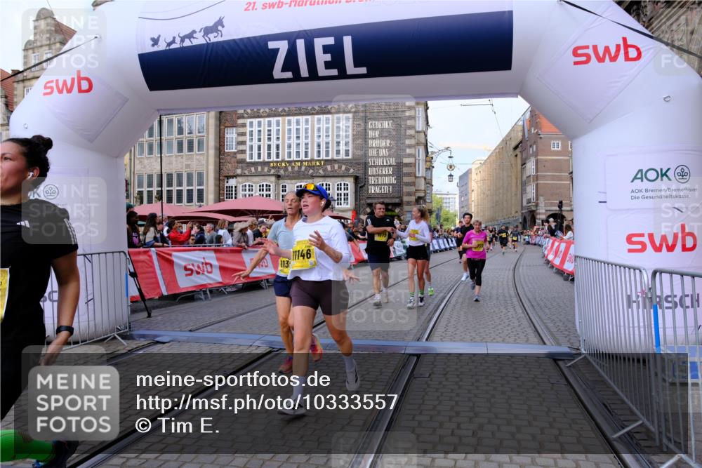13.09.2026 - 21. swb-Marathon Bremen Tim E. http://msf.ph/oto/10333557 13.09.2026 11:05:43 Ziel 10186, 10411, 10432, 10576, 10697, 10717, 10802, 11146, 11314, 11326, 11334, 11387, 11394, 11521, 11571, 11572, 11724, 11892, 12011, 12055, 12079, 12080, 12251, 12273, 12330, 12362 meine-sportfotos.de