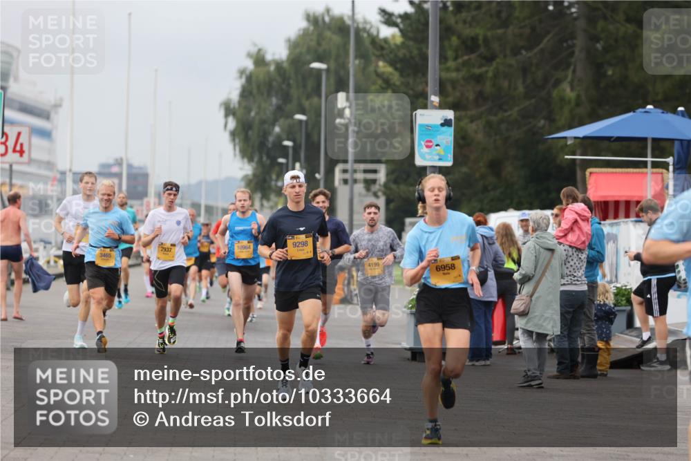 13.09.2026 - Kiel Lauf Andreas Tolksdorf http://msf.ph/oto/10333664 13.09.2026 09:51:52 Kiellinie 34, 2937, 3465, 10964, 39, 9298, 4199, 6958 meine-sportfotos.de