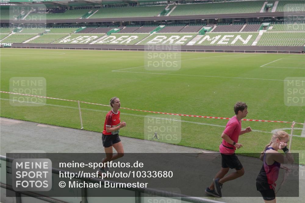 13.09.2026 - 21. swb-Marathon Bremen Michael Burmester http://msf.ph/oto/10333680 13.09.2026 13:06:30 Laufen im Stadion 109, 132, 156, 217, 244, 287, 303, 310, 323, 372, 394, 430, 454, 536, 578, 613, 647, 716, 784, 831, 834, 891, 900, 922, 1073, 1083, 1205, 1243, 1274, 1308, 1365, 1369, 1380, 1437, 1533, 1545, 1574, 1581, 1823, 1848, 1871, 1909, 1914, 1926, 1938, 2076, 2089, 2090, 2219, 2241, 2244, 2265, 2275, 2301, 2310, 2318, 2355, 2356, 2393, 2440, 2464, 2602, 2699, 2707, 2721, 2742, 2764, 2818, 2902, 2911, 2960, 2985, 3030, 3115, 3278, 3444, 3485 meine-sportfotos.de