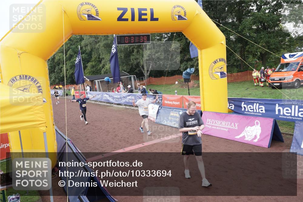 13.09.2026 - Airport Race Dennis Weichert http://msf.ph/oto/10333694 13.09.2026 10:32:12 Ziel 4053, 4167, 5072, 5091, 5206, 5237, 5394 meine-sportfotos.de