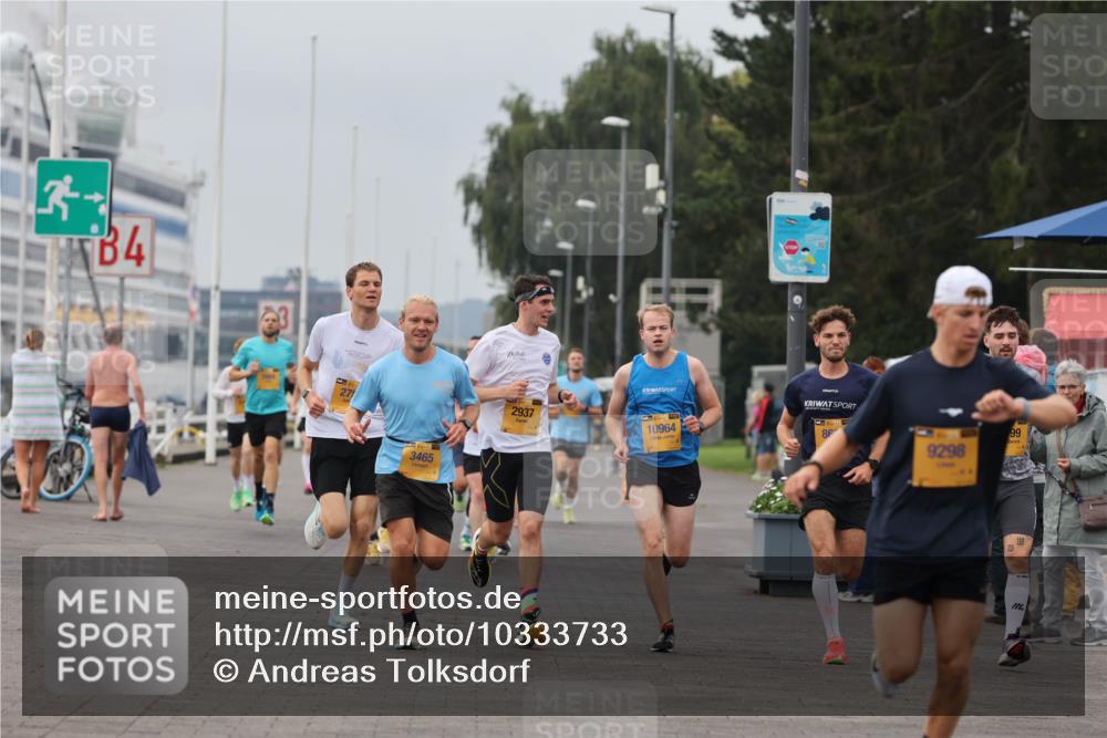 13.09.2026 - Kiel Lauf Andreas Tolksdorf http://msf.ph/oto/10333733 13.09.2026 09:51:55 Kiellinie 84, 275, 3465, 2937, 10964, 8, 9298, 99, 119 meine-sportfotos.de