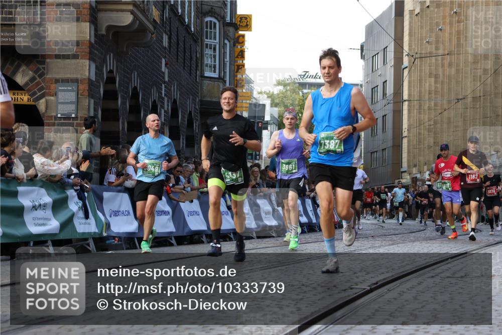 13.09.2026 - 21. swb-Marathon Bremen Strokosch-Dieckow http://msf.ph/oto/10333739 13.09.2026 13:16:47 Ziel 755, 792, 816, 1076, 1162, 2604, 5255, 5554, 5963, 6367, 7053, 7603, 7801, 8171, 8288, 9031, 9115, 385, 1970, 2319, 3246, 3706, 3961, 4137, 6049, 6704, 6819, 7297, 7387 meine-sportfotos.de
