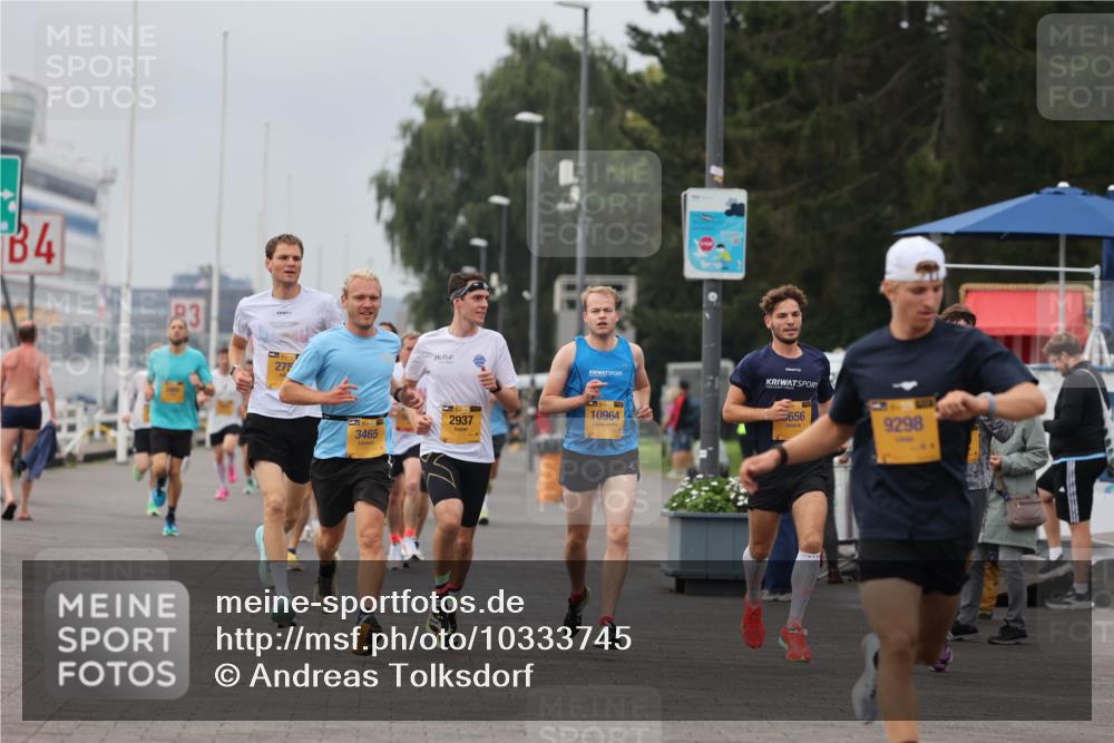 13.09.2026 - Kiel Lauf Andreas Tolksdorf http://msf.ph/oto/10333745 13.09.2026 09:51:55 Kiellinie 4, 83, 275, 3465, 2937, 10964, 656, 9298 meine-sportfotos.de