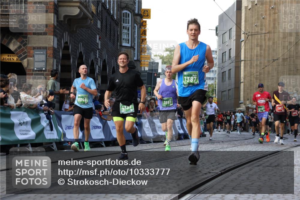 13.09.2026 - 21. swb-Marathon Bremen Strokosch-Dieckow http://msf.ph/oto/10333777 13.09.2026 13:16:48 Ziel 755, 792, 816, 1076, 1162, 2604, 5255, 5554, 5963, 6367, 7053, 7603, 7801, 8171, 8288, 9031, 385, 1970, 2319, 3246, 3706, 3961, 4137, 4156, 6049, 6704, 6819, 6953, 7297, 7387, 8858 meine-sportfotos.de