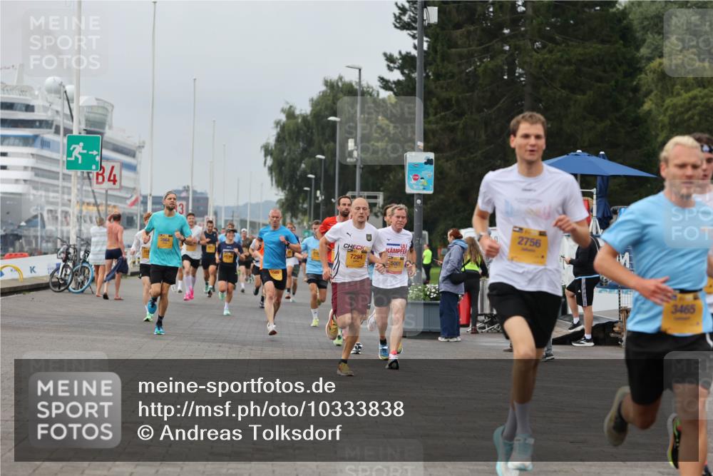 13.09.2026 - Kiel Lauf Andreas Tolksdorf http://msf.ph/oto/10333838 13.09.2026 09:51:59 Kiellinie 3, 4, 2664, 24, 404, 7294, 5001, 2756, 3465 meine-sportfotos.de