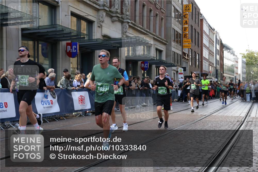 13.09.2026 - 21. swb-Marathon Bremen Strokosch-Dieckow http://msf.ph/oto/10333840 13.09.2026 13:23:55 Ziel 102, 776, 909, 1199, 1250, 2295, 2370, 2491, 2967, 3372, 4000, 4559, 5012, 5104, 5208, 5257, 5397, 5481, 5623, 5928, 5929, 6105, 6772, 7059, 7069, 7081, 7094, 7156, 8082, 8179, 8415, 9087, 9573, 9916, 13219, 135, 342, 2210, 2288, 2485, 2490, 2517, 2560, 2627, 3044, 3138, 3642, 3856, 4601, 4671, 5011, 5104, 5116, 5146, 5231, 5908, 6157, 6332, 6648, 6843, 7094, 7105, 7216, 7357, 7475, 7761, 8051, 8052, 8095, 8290, 10059, 10115, 13007, 13197 meine-sportfotos.de