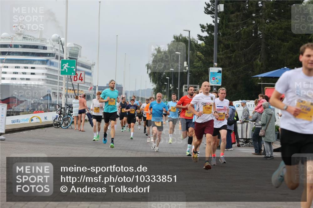 13.09.2026 - Kiel Lauf Andreas Tolksdorf http://msf.ph/oto/10333851 13.09.2026 09:51:59 Kiellinie 4, 2107, 2664, 10734, 6585, 2158, 4564, 2, 7294, 5001, 2756 meine-sportfotos.de