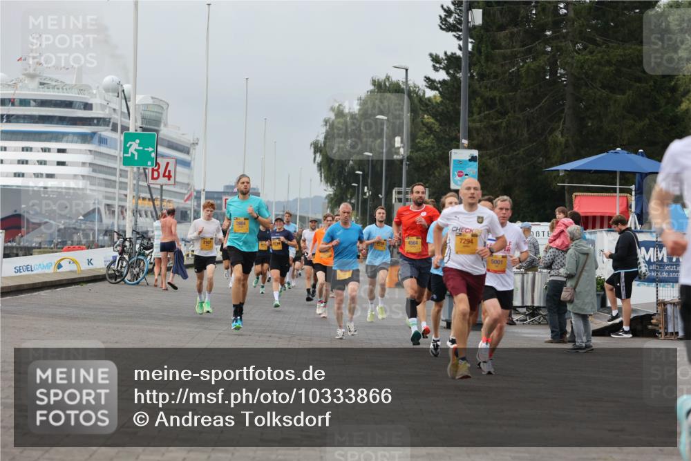 13.09.2026 - Kiel Lauf Andreas Tolksdorf http://msf.ph/oto/10333866 13.09.2026 09:52:00 Kiellinie 4, 2107, 4564, 7294, 5001 meine-sportfotos.de