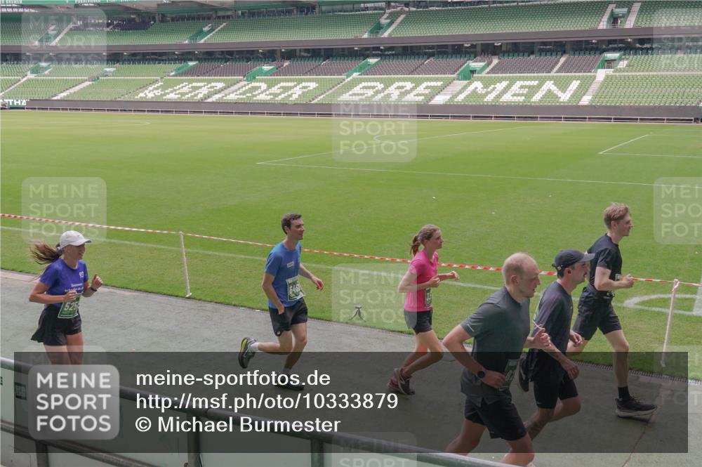13.09.2026 - 21. swb-Marathon Bremen Michael Burmester http://msf.ph/oto/10333879 13.09.2026 13:06:57 Laufen im Stadion 109, 132, 156, 217, 287, 303, 310, 372, 394, 430, 454, 489, 578, 607, 613, 682, 716, 784, 809, 831, 834, 846, 891, 900, 922, 1083, 1173, 1189, 1205, 1210, 1274, 1322, 1364, 1365, 1369, 1380, 1387, 1437, 1532, 1533, 1545, 1574, 1581, 1600, 1823, 1841, 1848, 1854, 1871, 1909, 1926, 1938, 2070, 2076, 2090, 2219, 2244, 2265, 2275, 2283, 2310, 2318, 2355, 2356, 2393, 2405, 2440, 2464, 2492, 2565, 2699, 2707, 2721, 2731, 2755, 2818, 2902, 2911, 2949, 2960, 3115 meine-sportfotos.de