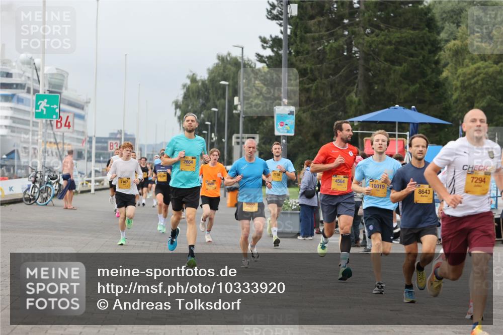 13.09.2026 - Kiel Lauf Andreas Tolksdorf http://msf.ph/oto/10333920 13.09.2026 09:52:01 Kiellinie 3, 4, 3, 2107, 10784, 2664, 8566, 6585, 2158, 4564, 10019, 8643, 24, 7294 meine-sportfotos.de