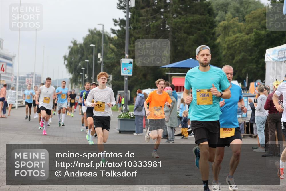 13.09.2026 - Kiel Lauf Andreas Tolksdorf http://msf.ph/oto/10333981 13.09.2026 09:52:04 Kiellinie 4, 3945, 178, 2107, 8566, 2664, 6585 meine-sportfotos.de