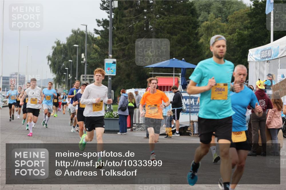 13.09.2026 - Kiel Lauf Andreas Tolksdorf http://msf.ph/oto/10333999 13.09.2026 09:52:04 Kiellinie 3, 7377, 2107, 8566, 2664, 6585 meine-sportfotos.de